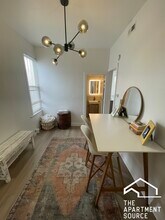 1849 S Kedzie Ave, Unit g in Chicago, IL - Building Photo - Building Photo