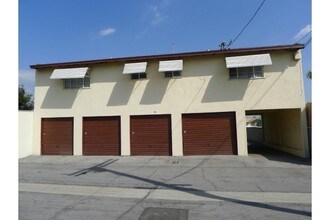 5919 Camellia Ave in Temple City, CA - Building Photo - Building Photo