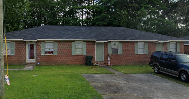 802 Grant St in Dothan, AL - Foto de edificio - Building Photo