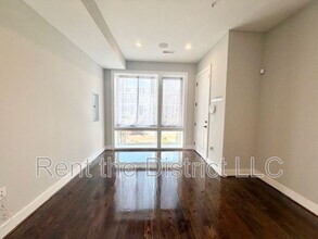 913 12th St NE in Washington, DC - Building Photo - Building Photo