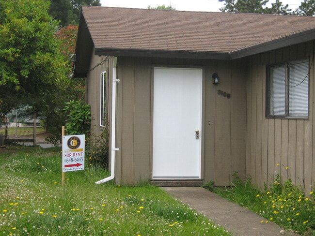 property at 3106 Brittany Dr