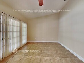 19631 SW 137th Ave in Miami, FL - Foto de edificio - Building Photo