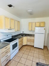 1215 C St in Lake Worth Beach, FL - Building Photo - Building Photo