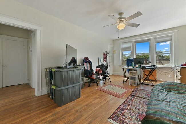 property at 1746 Commonwealth Ave