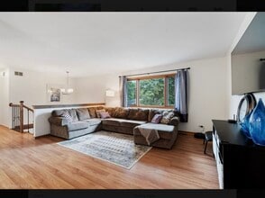 20698 N Eugene Ave in Prairie View, IL - Building Photo - Building Photo