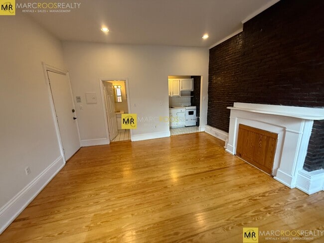 property at 670 Tremont St