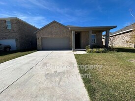 8229 Pitchfork Dr in Fort Worth, TX - Building Photo