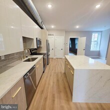 714 Chestnut St in Philadelphia, PA - Building Photo - Building Photo