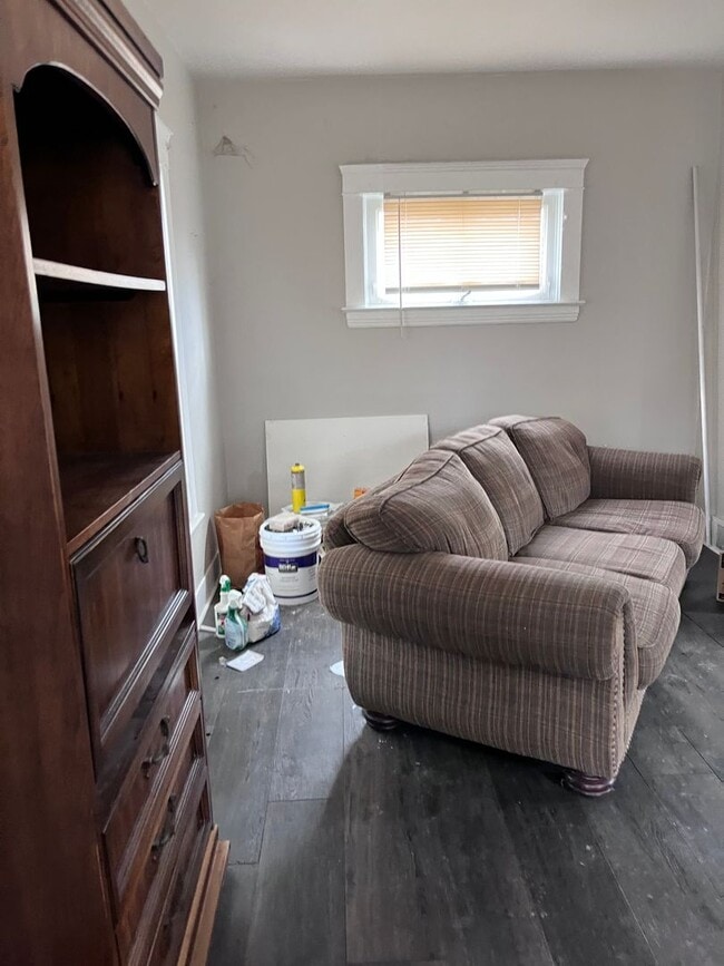 2003 Willowdale Ave in Cleveland, OH - Building Photo - Building Photo