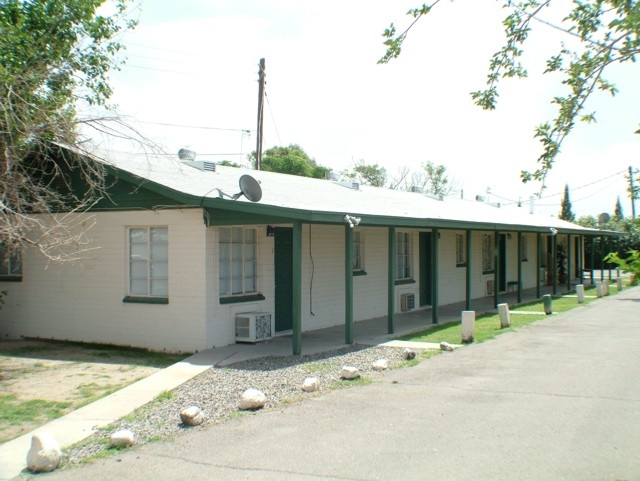 Devonshire Apartments in Phoenix, AZ - Building Photo - Building Photo