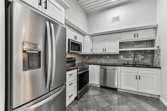 2421 W Horatio St in Tampa, FL - Building Photo - Building Photo