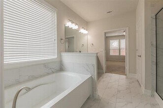 202 Copper Canyon Dr in Lewisville, TX - Building Photo - Building Photo
