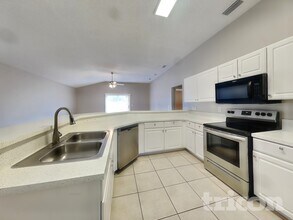 883 Oak Arbor Cir in St. Augustine, FL - Building Photo - Building Photo