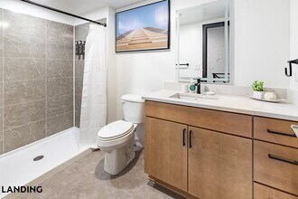 5000 Euclid Ave, Unit 513 in Cleveland, OH - Building Photo - Building Photo