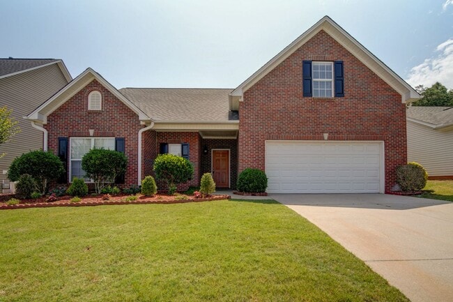 704 Center Rd in Taylors, SC - Building Photo - Building Photo