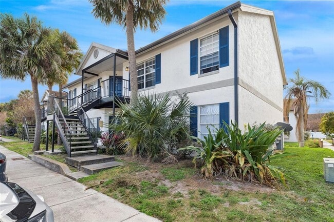 3651 N Goldenrod Rd in Winter Park, FL - Foto de edificio - Building Photo