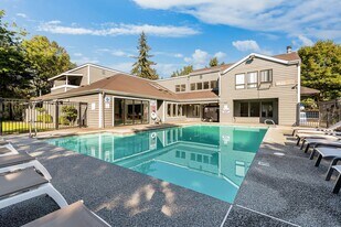 Enchanted Woods in Federal Way, WA - Building Photo