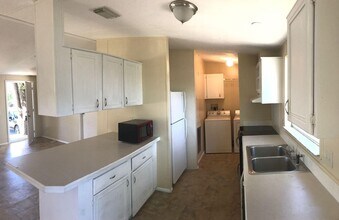 11841 Atlantic Cir in Boca Raton, FL - Building Photo - Building Photo