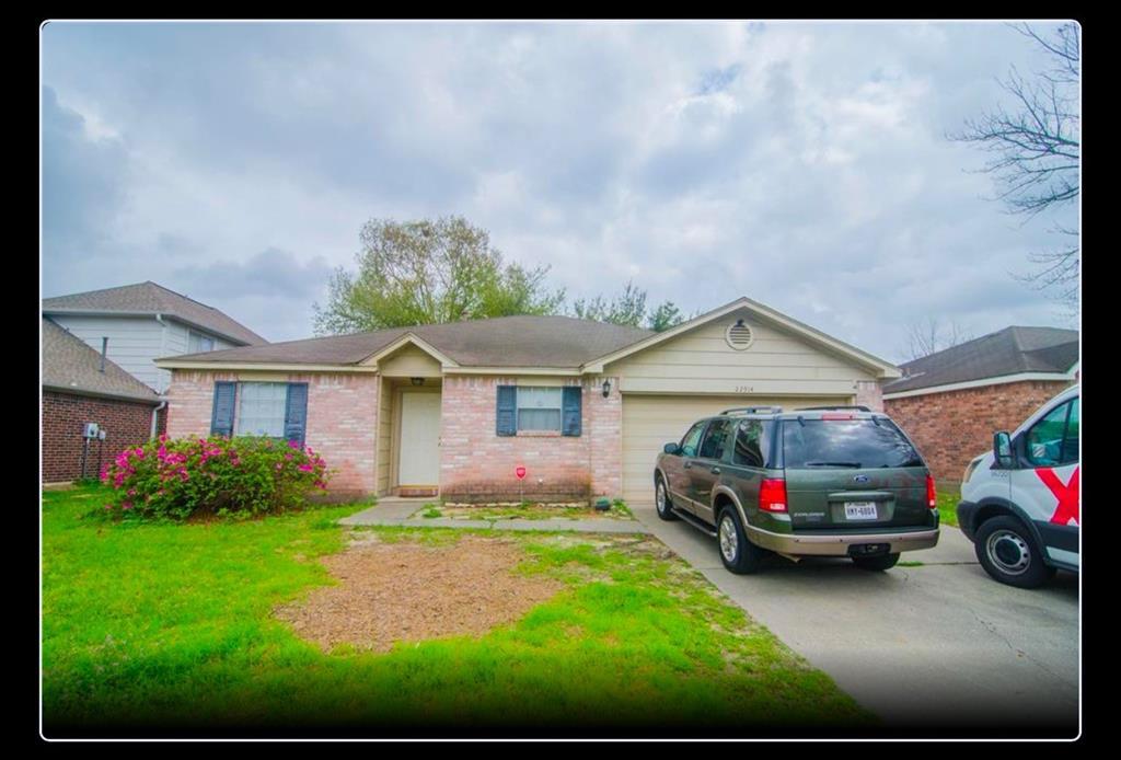 22914 Tree House Ln in Spring, TX - Building Photo