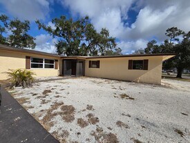 3125 Irving St in Sarasota, FL - Building Photo