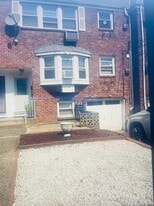 30 BRIARWOOD Rd in Jersey City, NJ - Building Photo