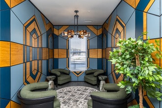 Michigan Street Commons in Milwaukee, WI - Foto de edificio - Interior Photo