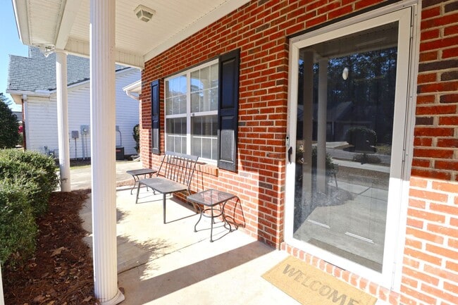 213 Twin Oaks Ln in Columbia, SC - Building Photo - Building Photo