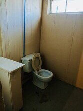 21465 Syracuse Ave in Warren, MI - Building Photo - Building Photo