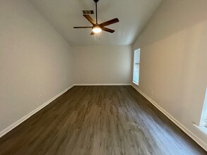 107 Woodridge Dr in Stockbridge, GA - Building Photo - Building Photo