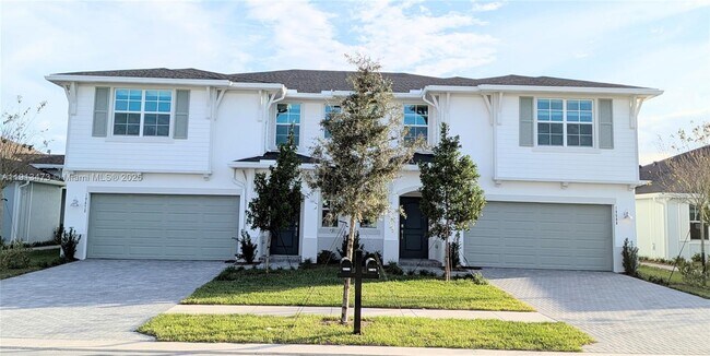 19553 Whispering Creek Rd in Loxahatchee, FL - Building Photo - Building Photo