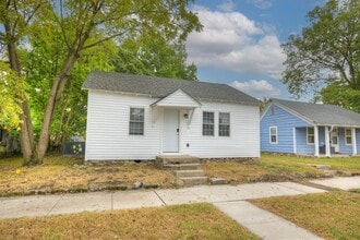 2123 S Porter Ave in Joplin, MO - Building Photo - Building Photo