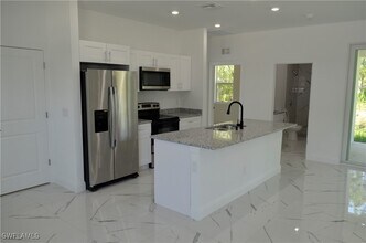 2610 34th St W in Lehigh Acres, FL - Building Photo - Building Photo