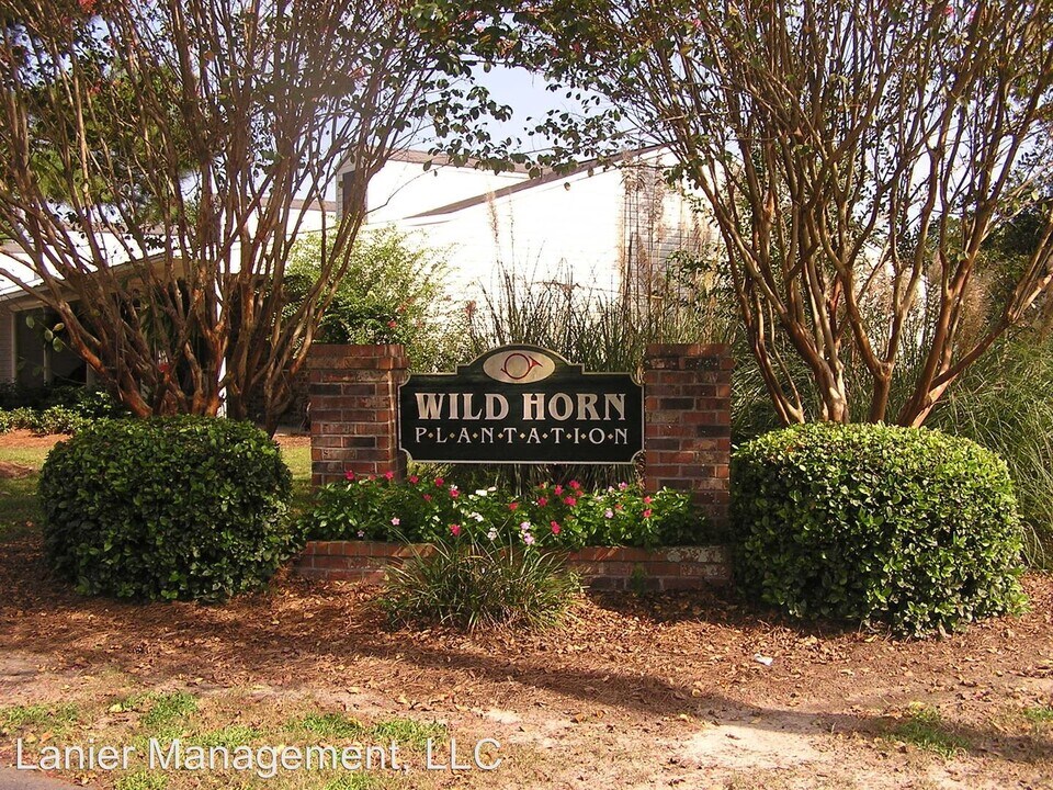 1431 King George Blvd in Savannah, GA - Foto de edificio