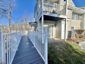 1023 Castle Rd in Mahwah, NJ - Building Photo - Building Photo