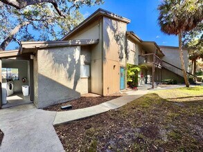 6345 NEWTOWN Cir in Tampa, FL - Building Photo - Building Photo