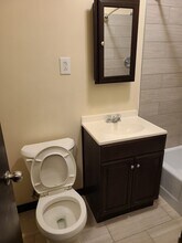 309 Woodview Ave, Unit 309 in Norfolk, VA - Building Photo - Building Photo
