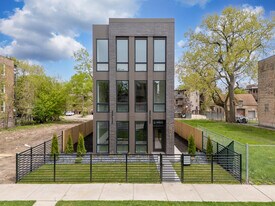 5921 S Calumet Ave in Chicago, IL - Building Photo