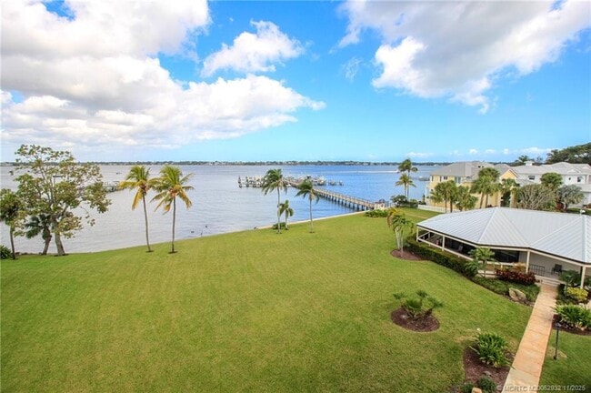 property at 150 SE Four Winds Dr