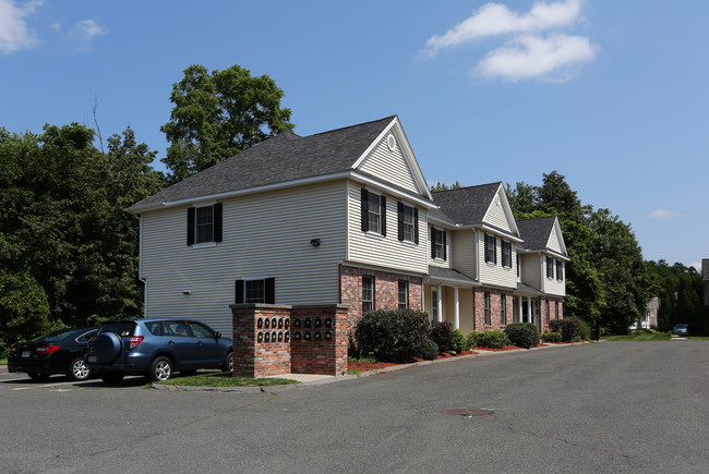 138 Main St in Westfield, MA - Foto de edificio - Building Photo