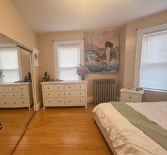 59 Boylston St, Unit 3 in Brookline, MA - Foto de edificio - Building Photo