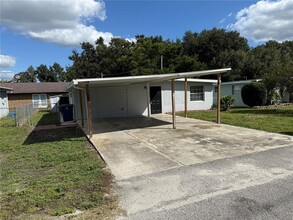 5208 Hill Dr in Zephyrhills, FL - Building Photo - Building Photo