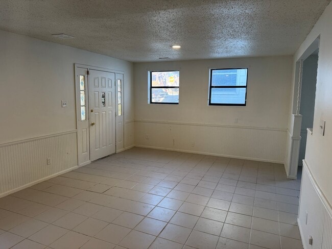 607 Tenny Ave in Kansas City, KS - Building Photo - Building Photo