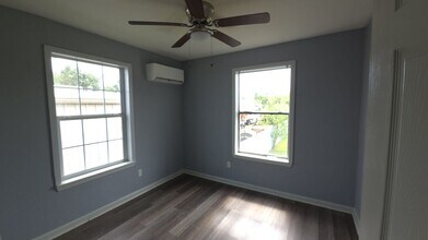 1012 Ann in Pasadena, TX - Building Photo - Building Photo