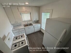 4212 NE 16th Terrace in Oklahoma City, OK - Building Photo - Building Photo