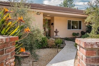 13104 Magnolia Blvd, Unit 20945 in Los Angeles, CA - Foto de edificio - Building Photo