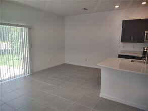 34202 Polacca Ln in Wesley Chapel, FL - Building Photo - Building Photo