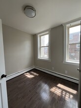 970 Broadway, Unit 2 in Bayonne, NJ - Building Photo - Building Photo