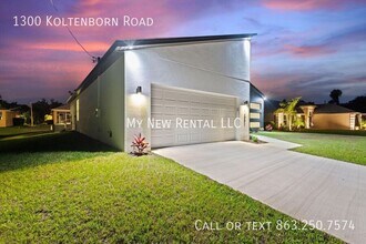 1300 Koltenborn Rd in North Port, FL - Foto de edificio - Building Photo