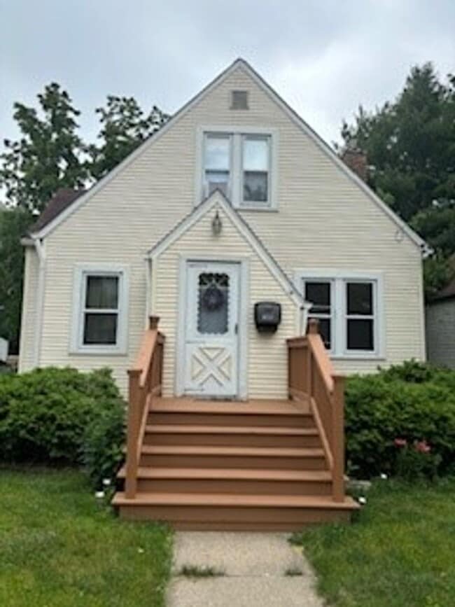 property at 1805 Winchester St