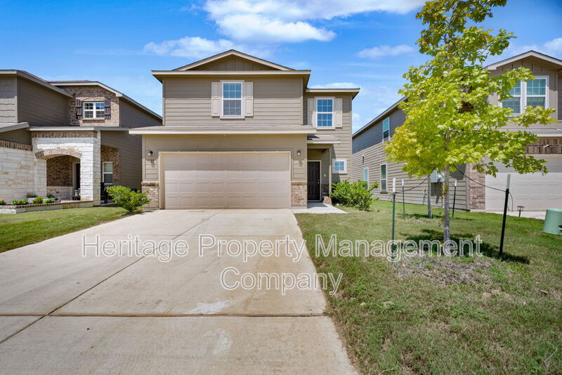 7327 Tradinghouse Ln in San Antonio, TX - Building Photo